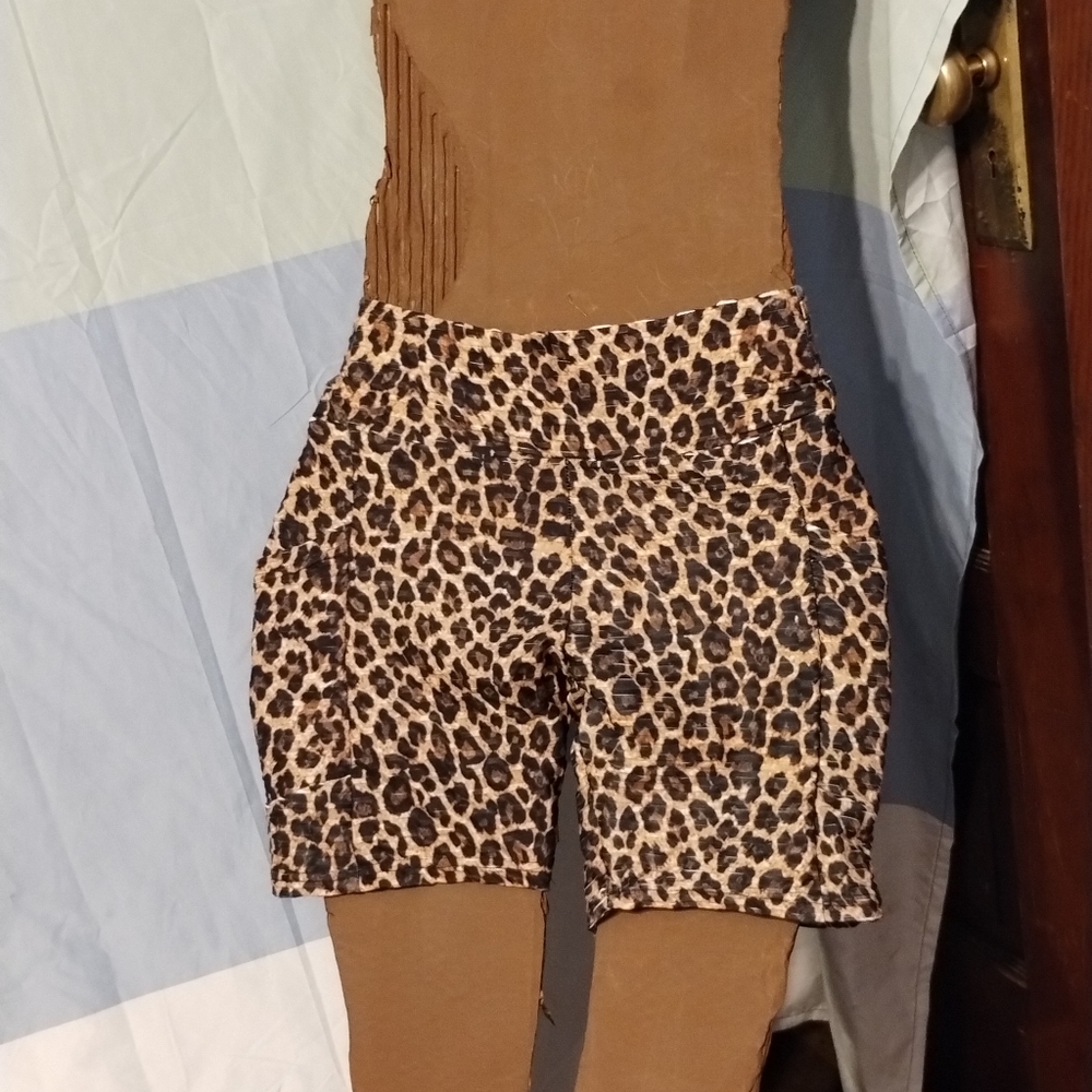 NWOT Lepard print Tik Tok shorts